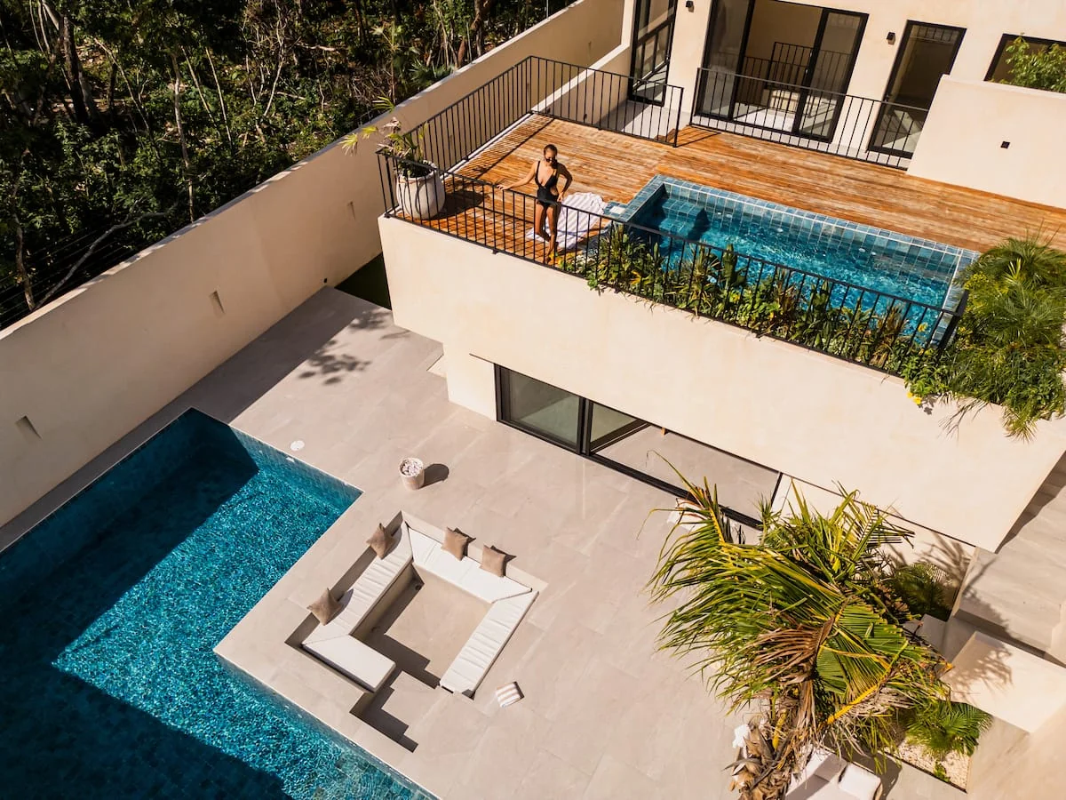 Villa de lujo en la selva Casa Dalida con doble piscina en Región 15