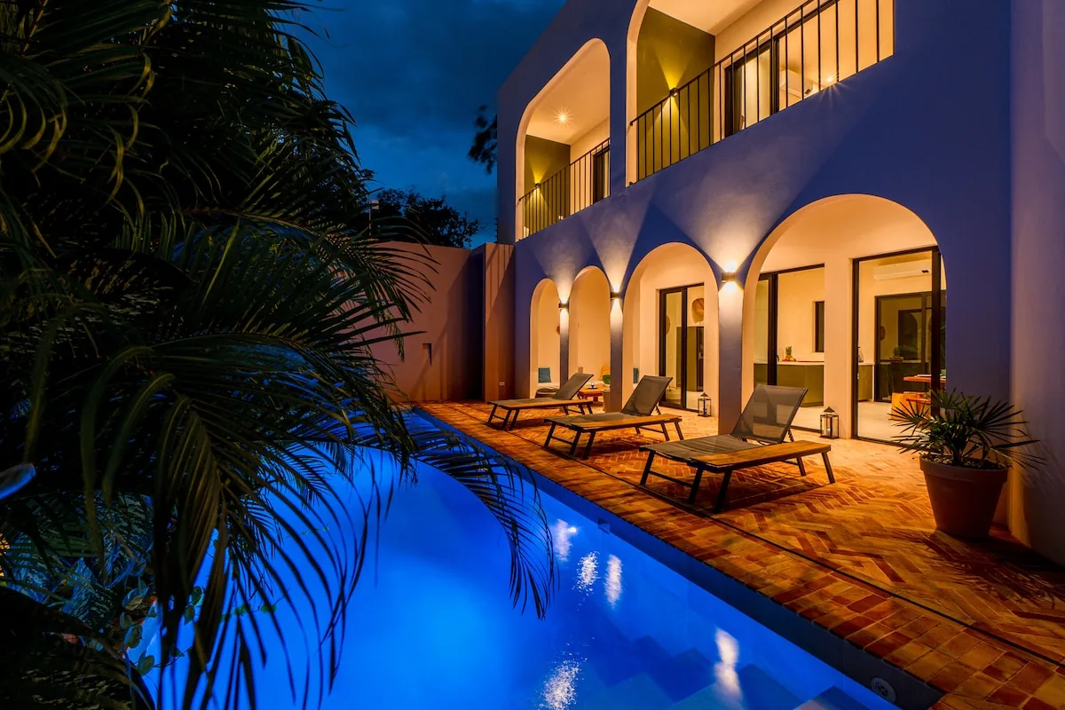 Casa Tabarka - Nueva casa de diseño en la selva