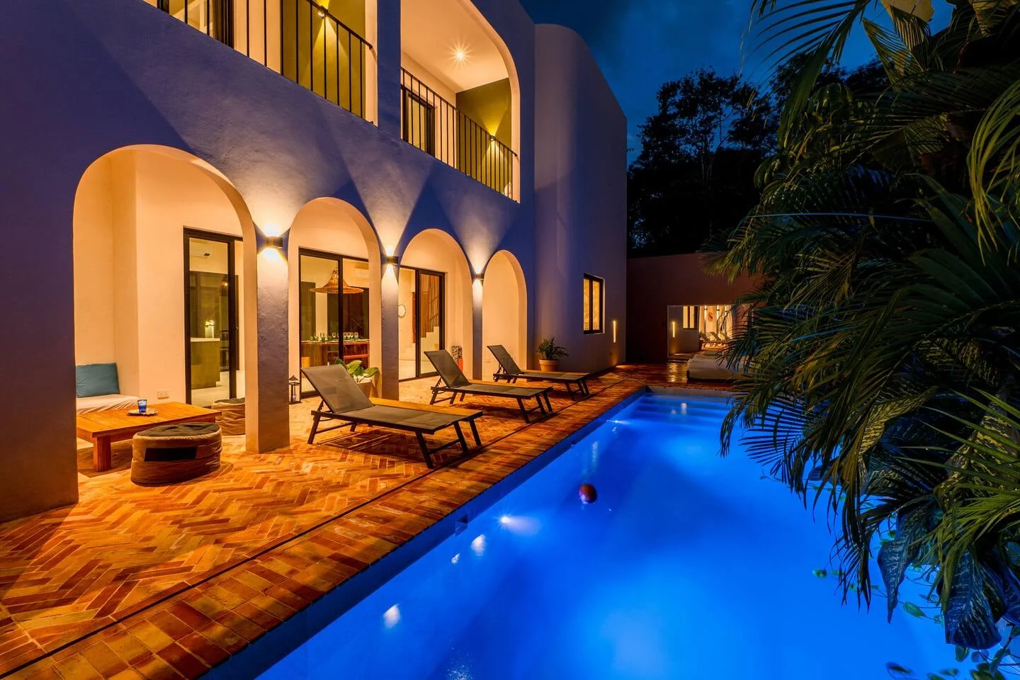 Casa Tabarka villa de lujo en Tulum en venta con alberca - propiedad de inversión 4 recámaras con ingresos Airbnb